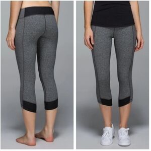 Lululemon Motivate Crop Heathered Speckled Black Capri Leggings Size 10